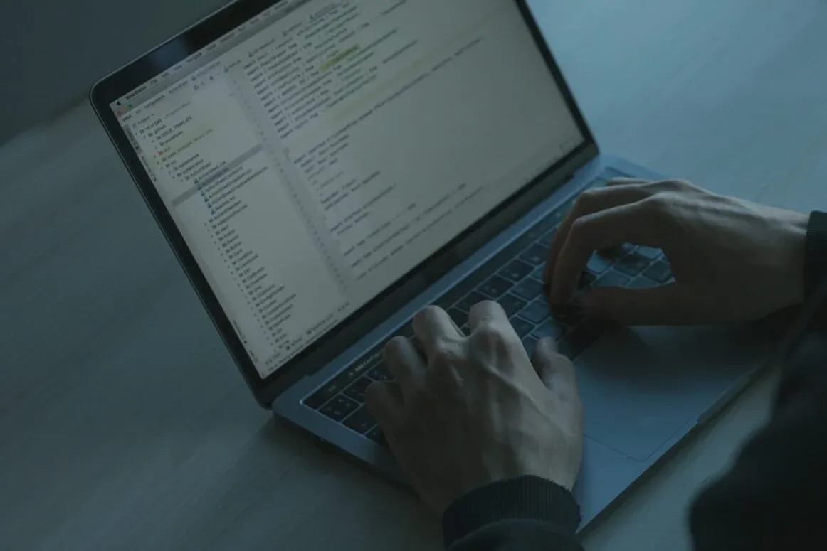 IDE on a Laptop